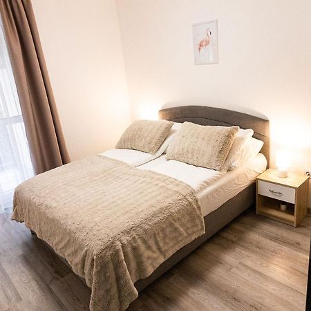 Sunsuite 세게드 외부 사진